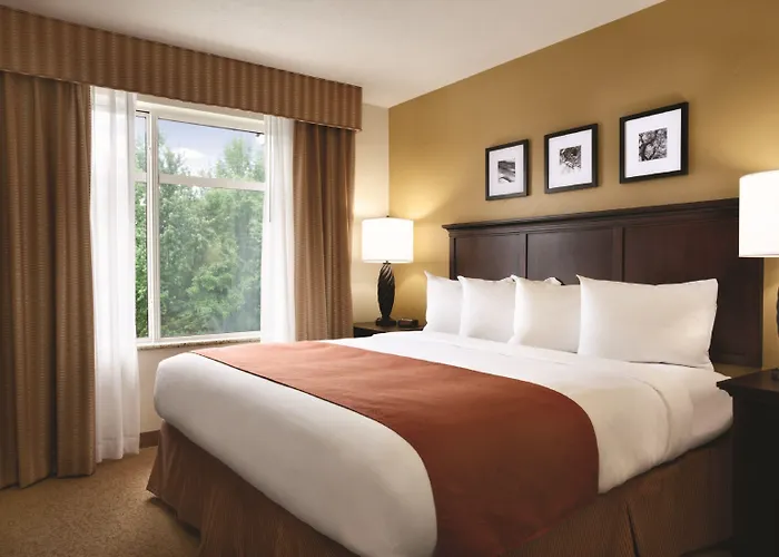 Country & By Radisson, Tulsa, Ok