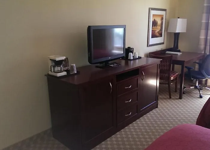 Country & By Radisson, Tulsa, Ok Hotel Tulsa