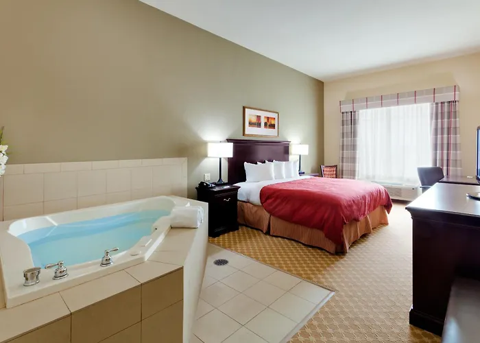 Hotel Country & By Radisson, Tulsa, Ok Tulsa